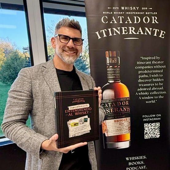 Pablo Goldbarg, embotellador independiente y creador del podcast Nocturno en Whisky